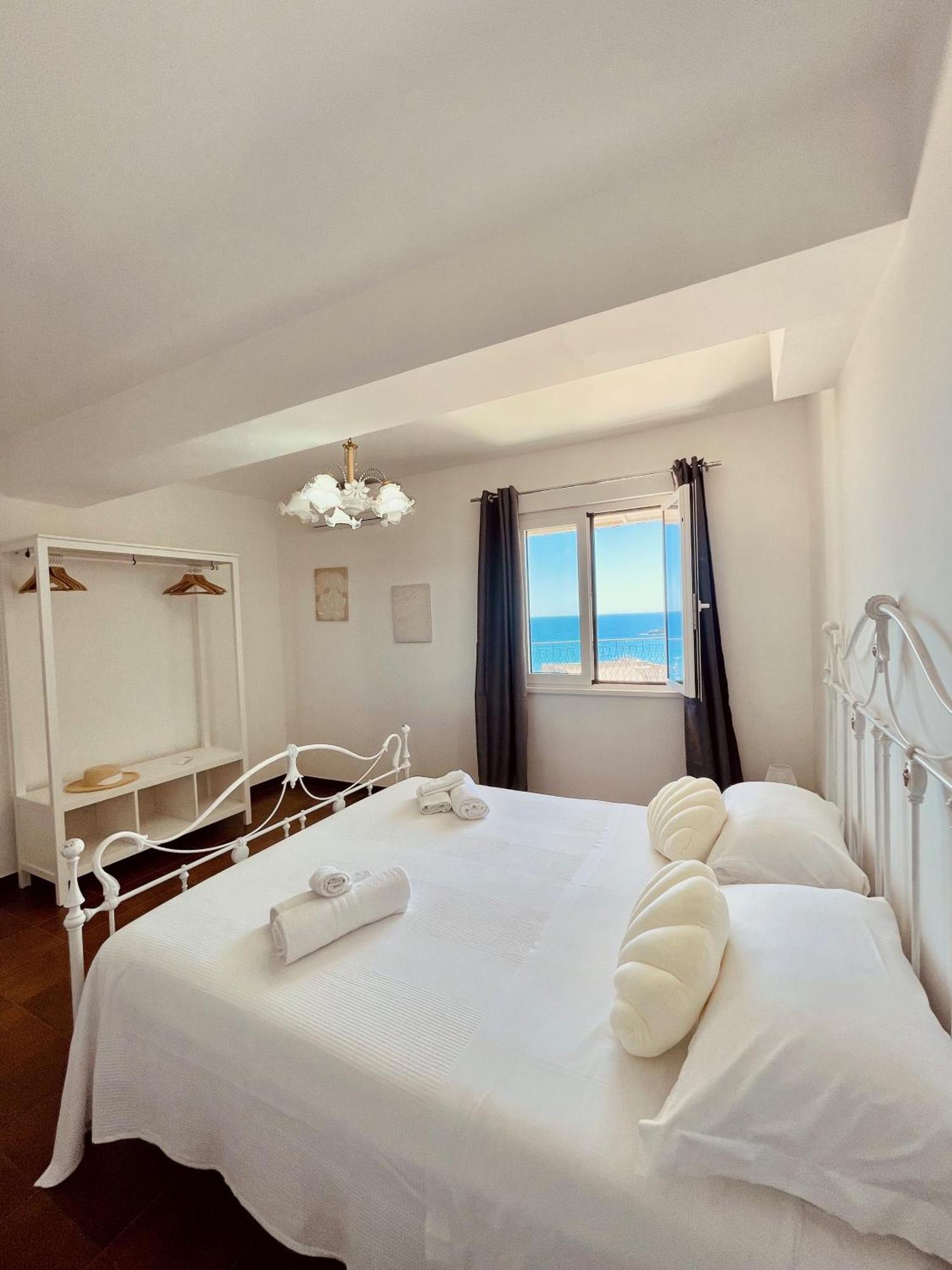 A Tirrazza * Giardini Naxos